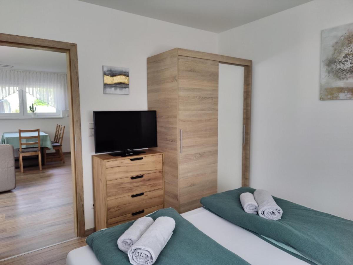 Ferienwohnung Elisabeth 1 Ґунценгаузен Екстер'єр фото